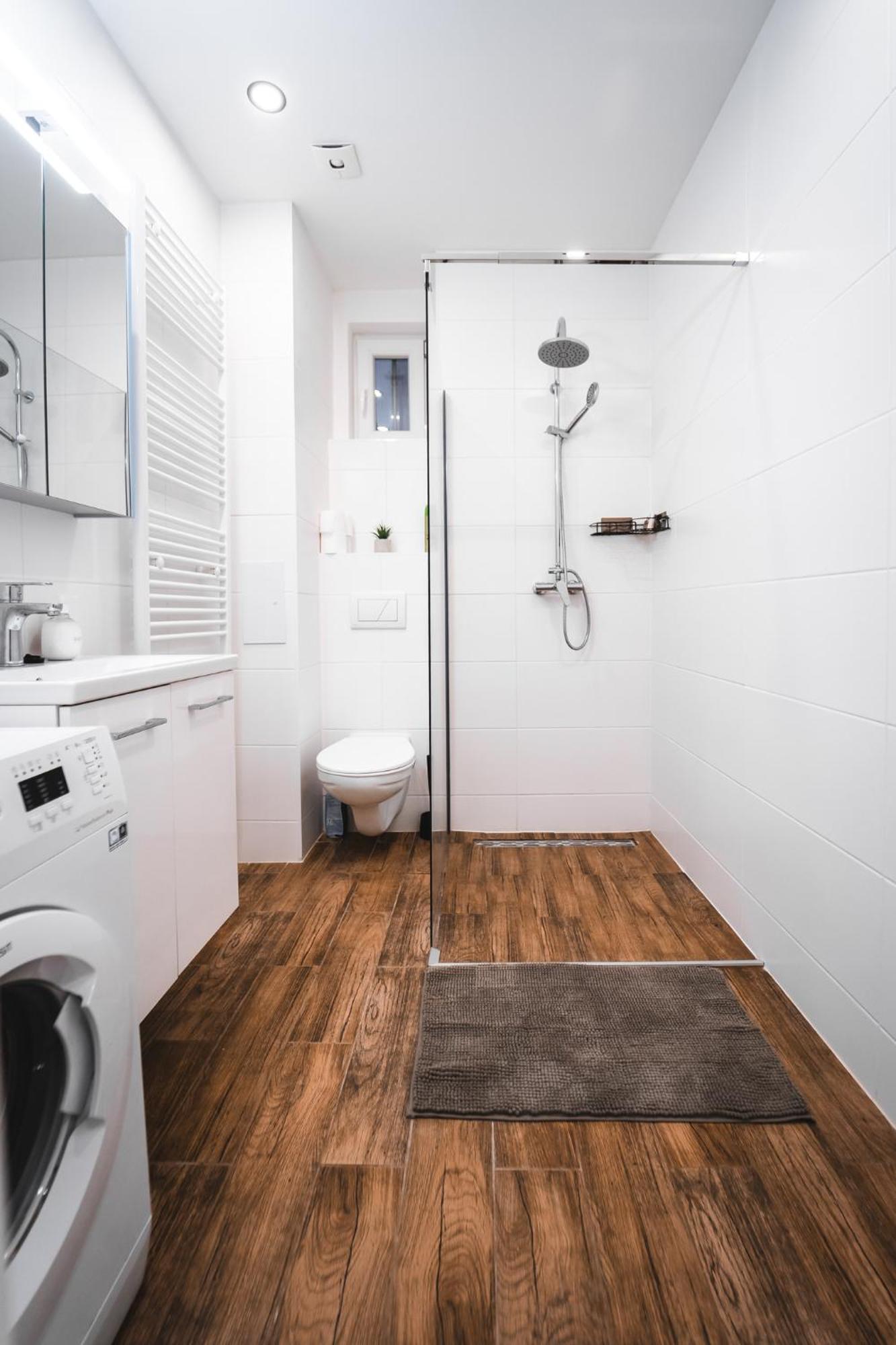 Swanky Retreat Praag